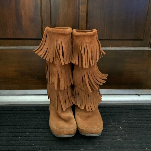 3 Layer Fringe Leather Suede Moccasin Boots - Minnetonka - Picture 3 of 5